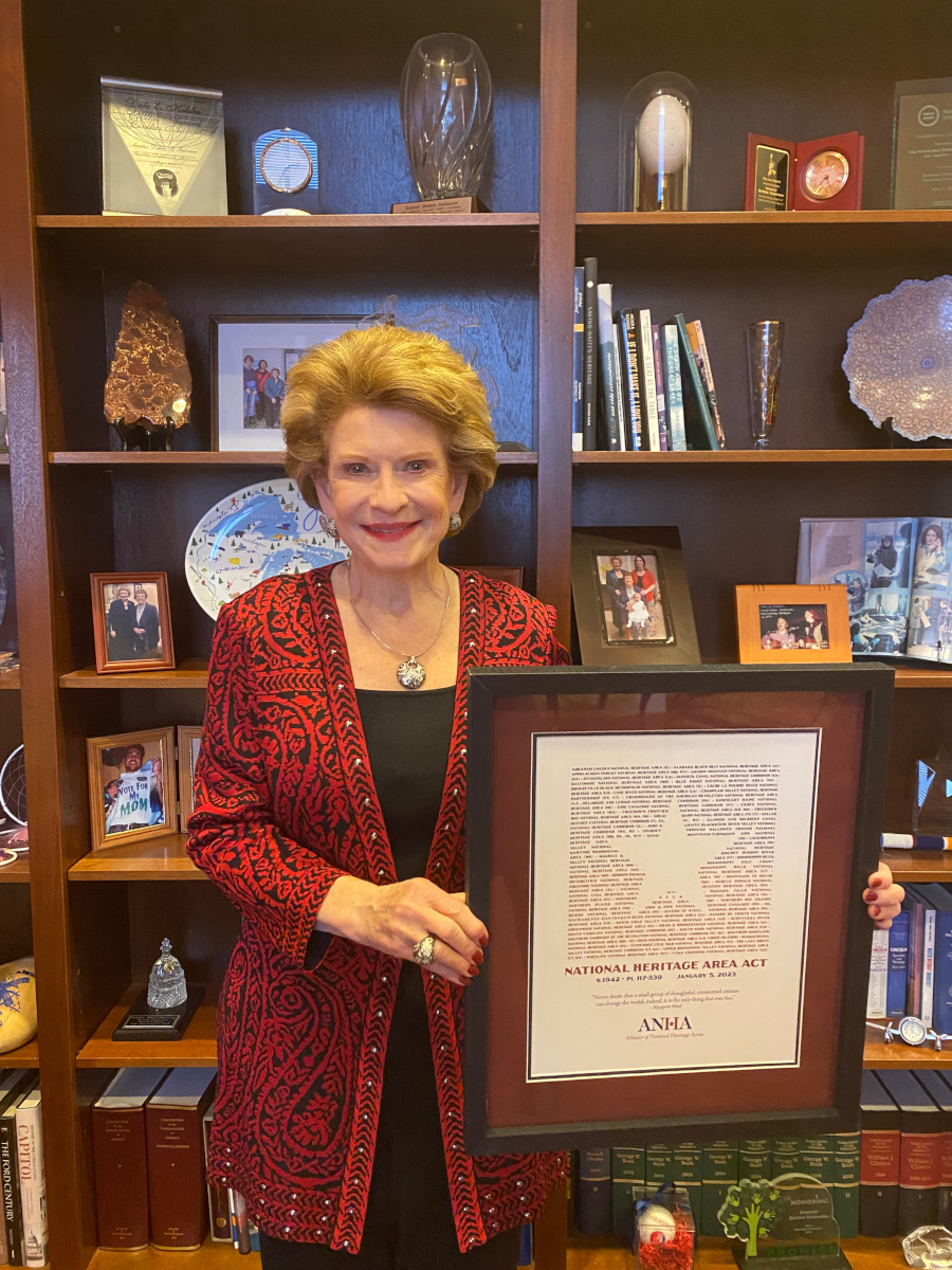 Senator Stabenow with ANHA Award February 2023 RESIZED
