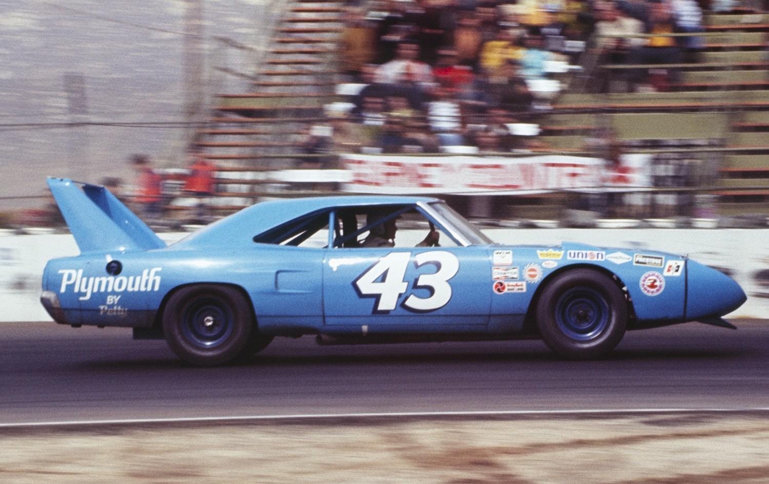 Richard Petty with 1964 Plymouth 43