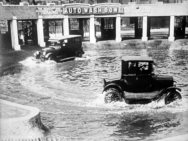 Neway auto wash Chicago 1924