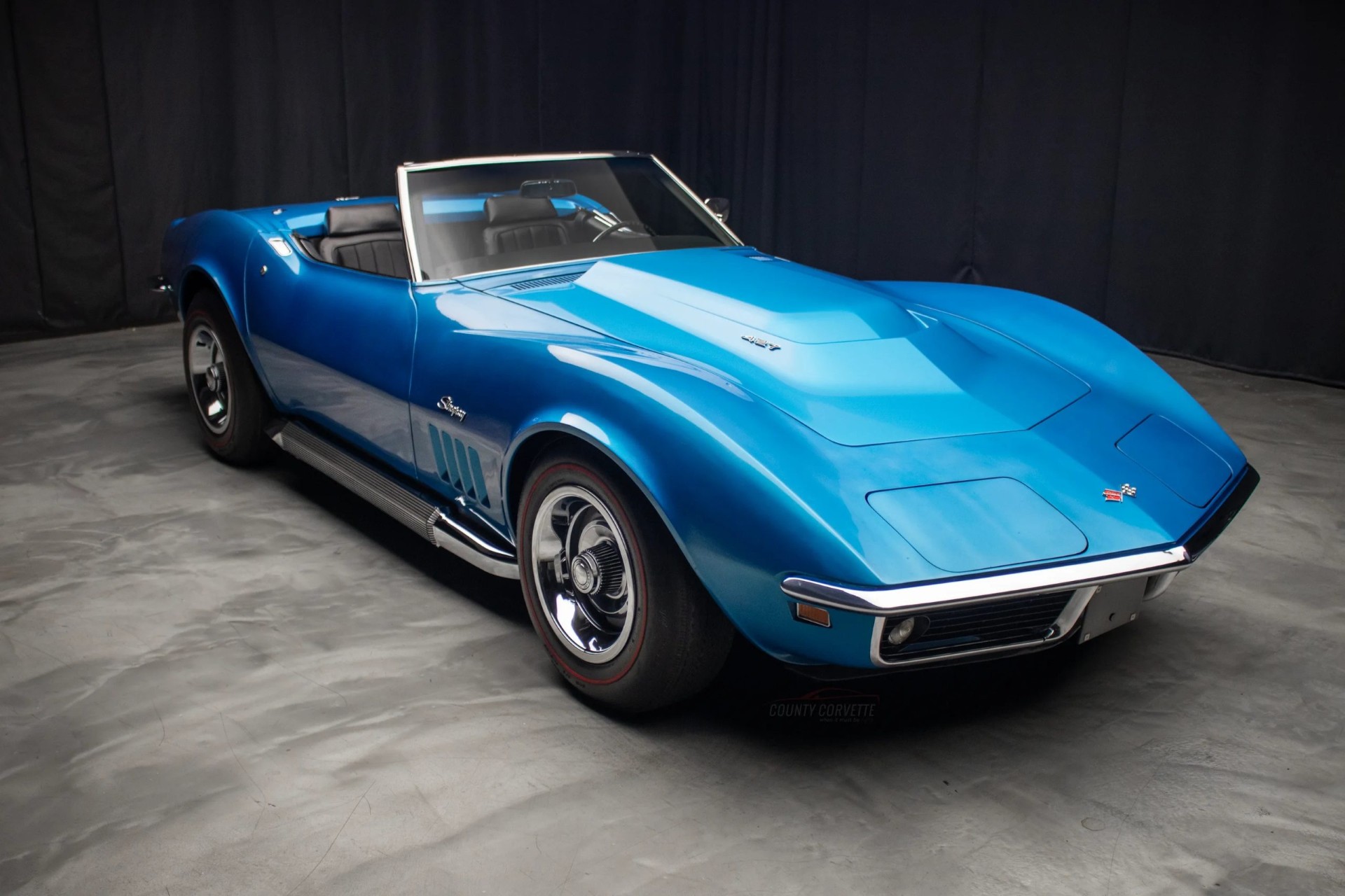 blue shark nose front Ferens collection