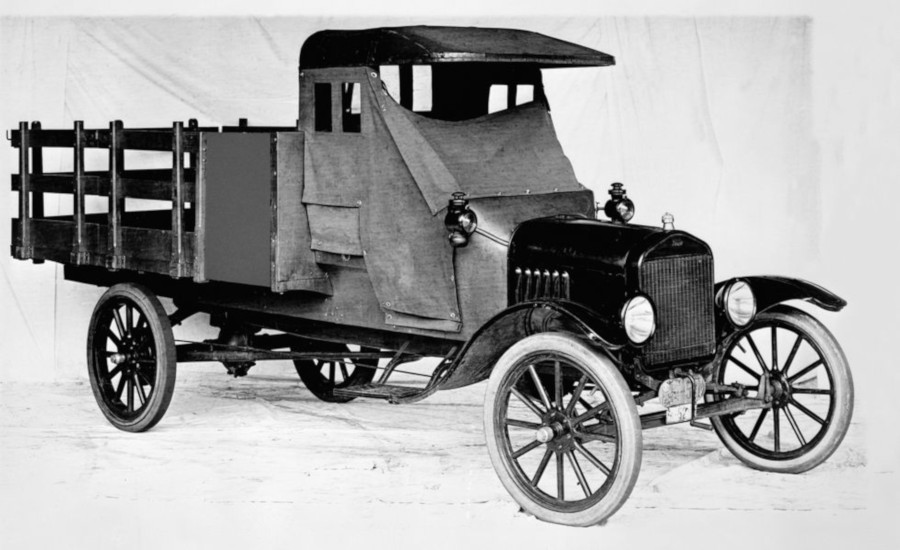 1918 Ford Model TT one ton stake bed truck Ford Motor Company Archives RESIZED 2