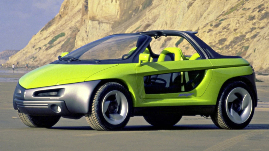 1989 Pontiac Stinger show car at the beach GM Archives RESIZED 1