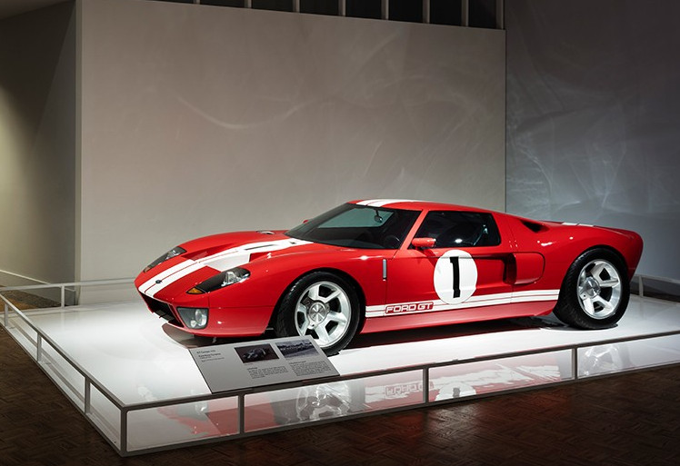 Ford GT on display in the Detroit Style exhibit DIA CROPPED 2