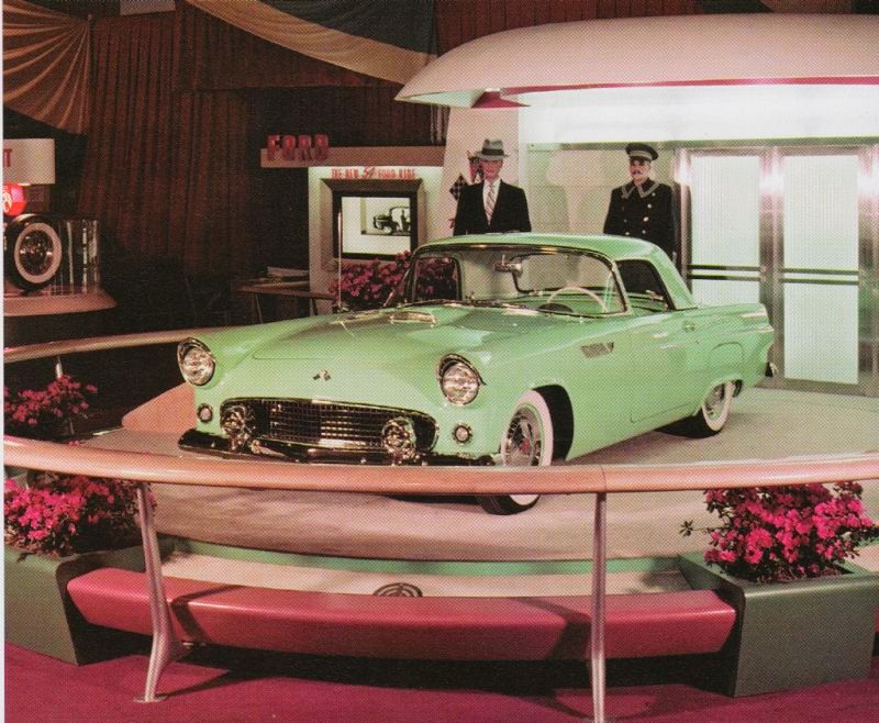 Detroit  Auto Show 1954