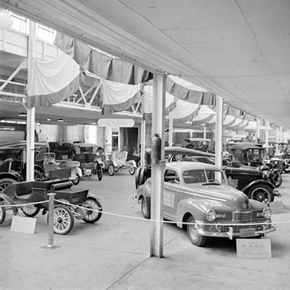 Nash display 9