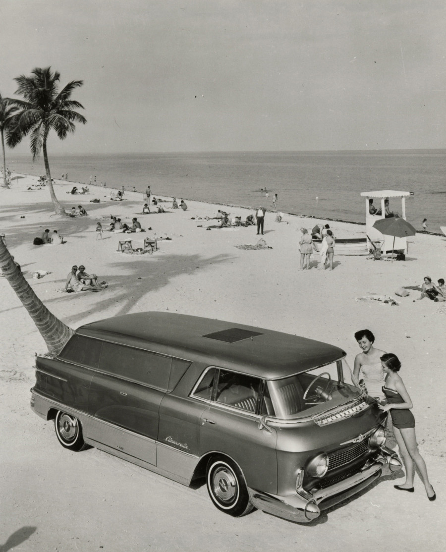1955 LUniverselle Dream Truck NAHC 6 RESIZED
