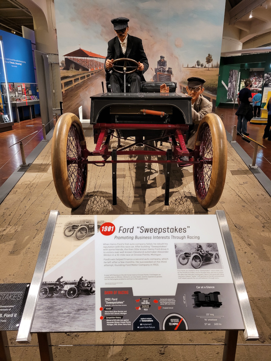 Henry Ford 1901 Sweepstakes racer RESIZED