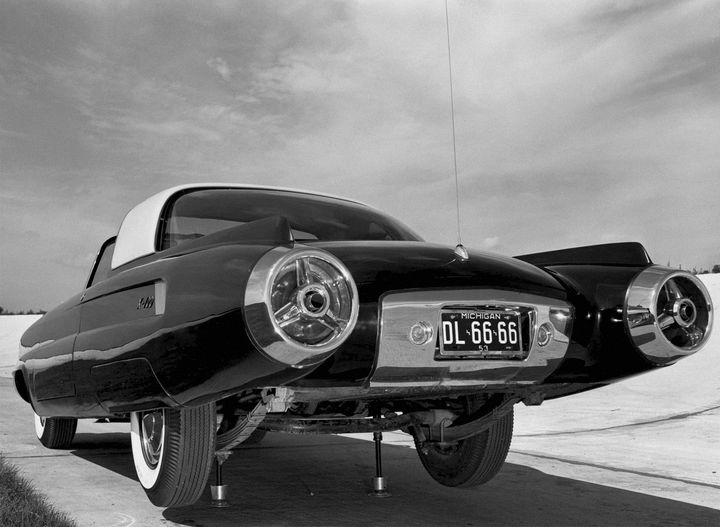 Ford x road