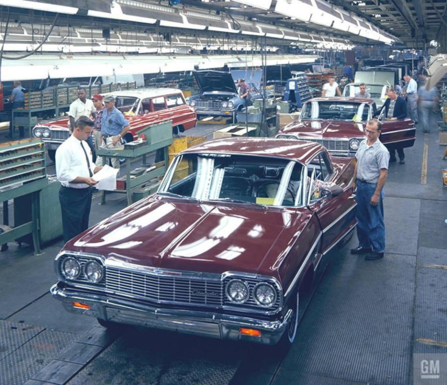 1964 Chevrolet assembly line GM Media Archives RESIZED 8