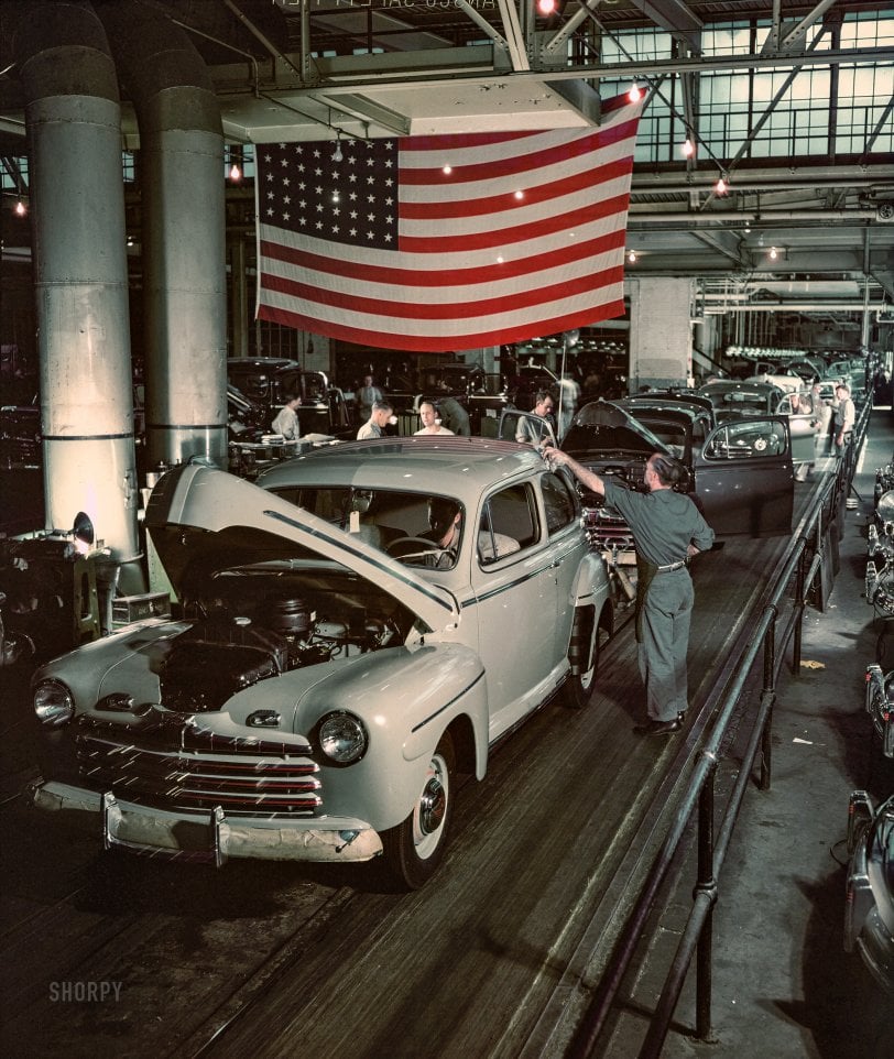 The_first_post-war_Ford_assembly_line_in_1946_Ford_Motor_Company_Archives_1.jpg