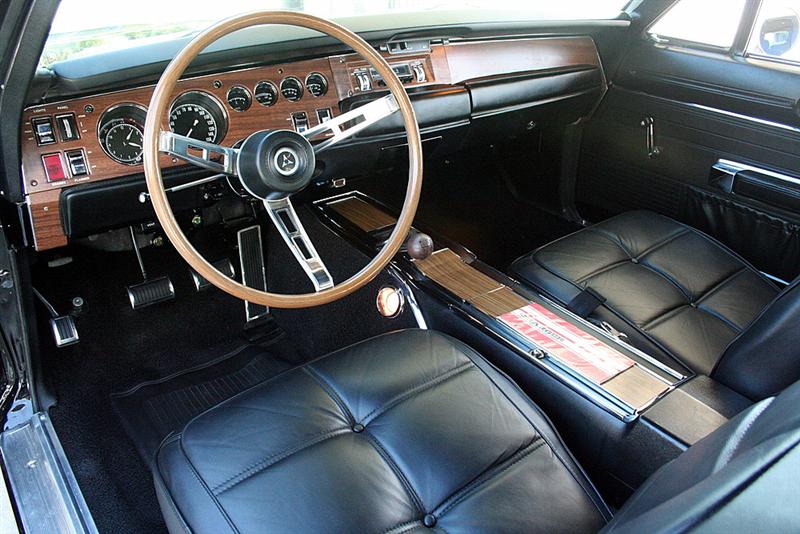 Introducir 38+ imagen 1970 dodge charger interior