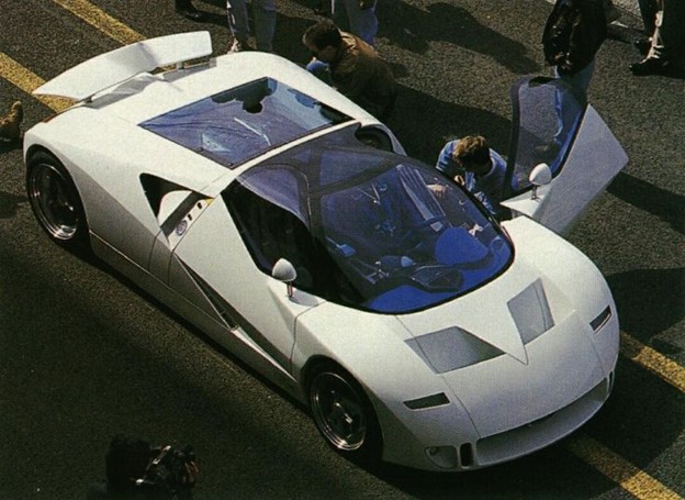 A view from above of the Ford GT 90 concept 1