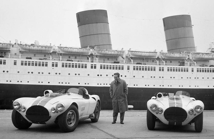 Cunningham standing between two sports cars Briggs Cunningham Collection CROPPED 1
