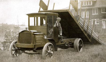 file 20170123195845 History Packard Motor Trucks